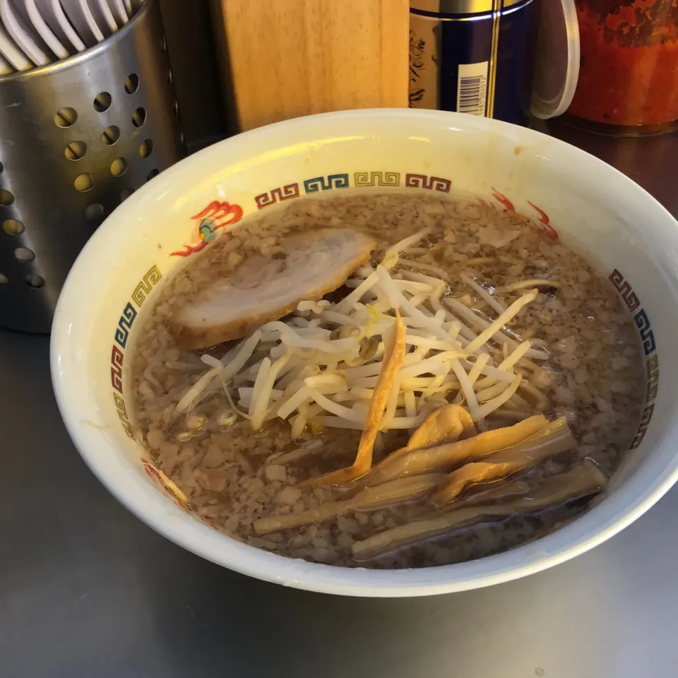 Snapdishの料理写真:＃夜勤明け　で　＃朝ラー　で　＃ホープ軒　今日も　＃ラーメン　です|Hajime Sakaiさん