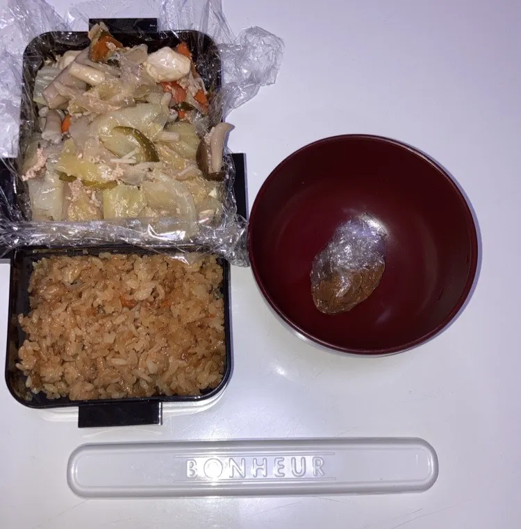 パパ弁☆寄せ鍋の具☆帆立の炊き込みご飯☆みそ玉|Saharaさん