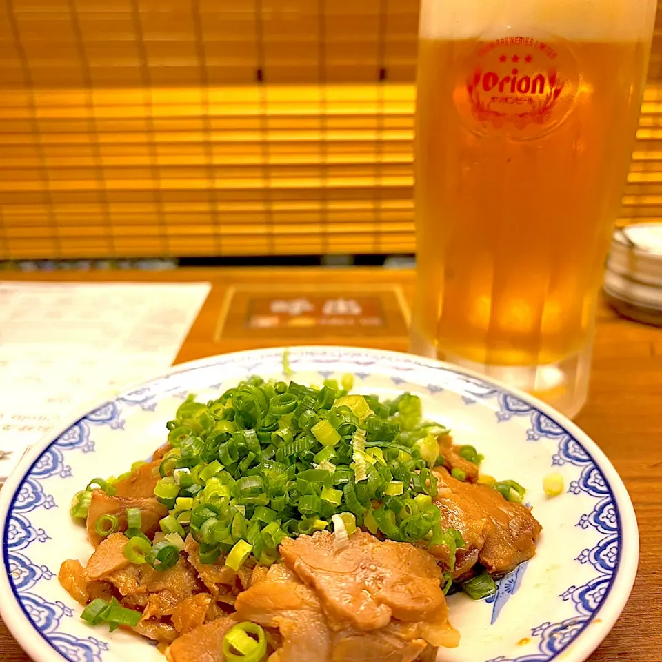 Snapdishの料理写真:焼き豚とビール|Food is lifeさん