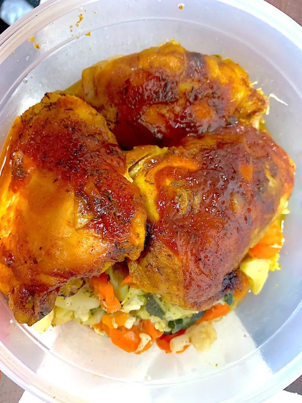 Snapdishの料理写真:BBQ baked chicken and mixed vegetables|Kareem Boogieさん