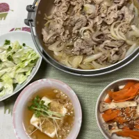 Snapdishの料理写真:豚肉でバラ焼き、キャベツの塩ダレ和え、エリンギとにんじんのポン酢和え、すまし豆腐|peanutsさん