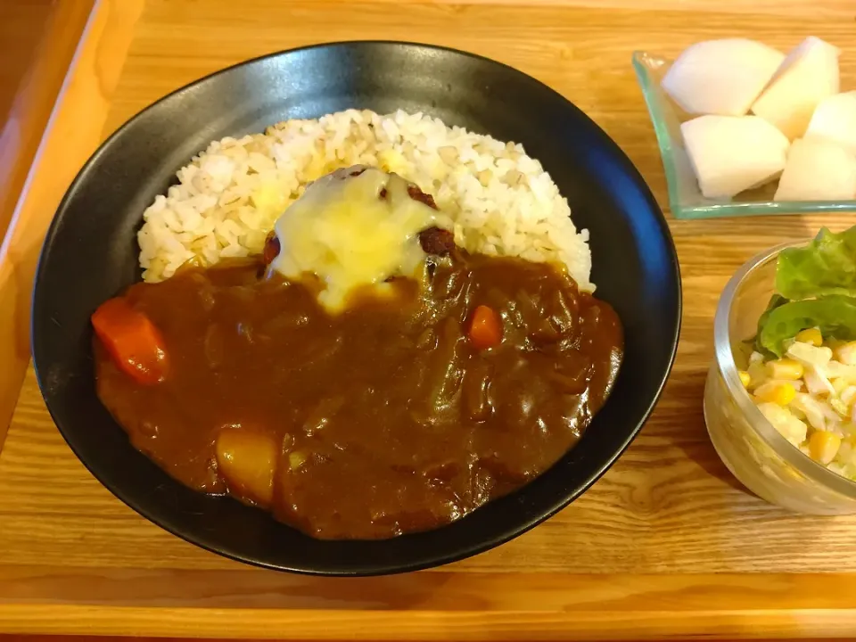 ☆チーズハンバーグカレー
☆コールスローサラダ
☆梨|chikakoさん