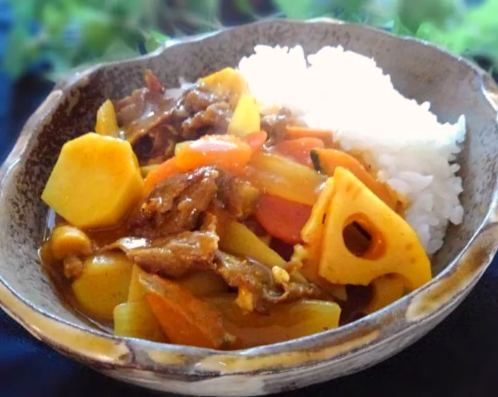 酒粕入り！薄切り根菜の和風カレー|くまちゃんさん