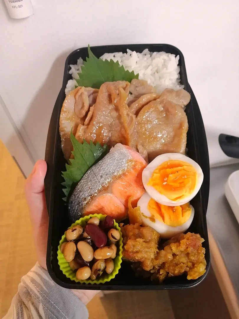 Snapdishの料理写真:旦那まんぷく弁当|きゅーさん