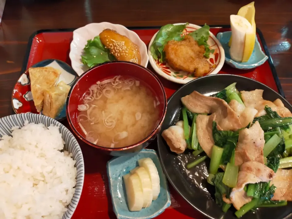 豚バラ小松菜の塩炒め定食|ゆずあんずさん