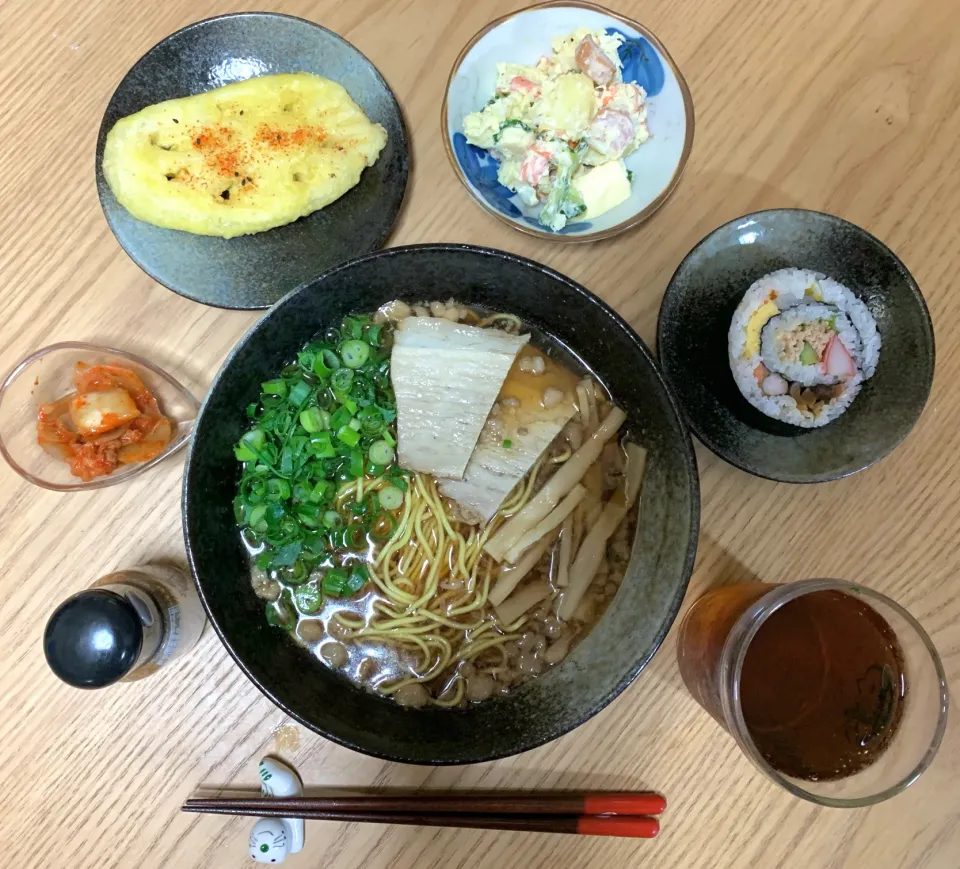 Snapdishの料理写真:🍜尾道ラーメンと言えば😋|🎩尾道のピロスケさん😊さん