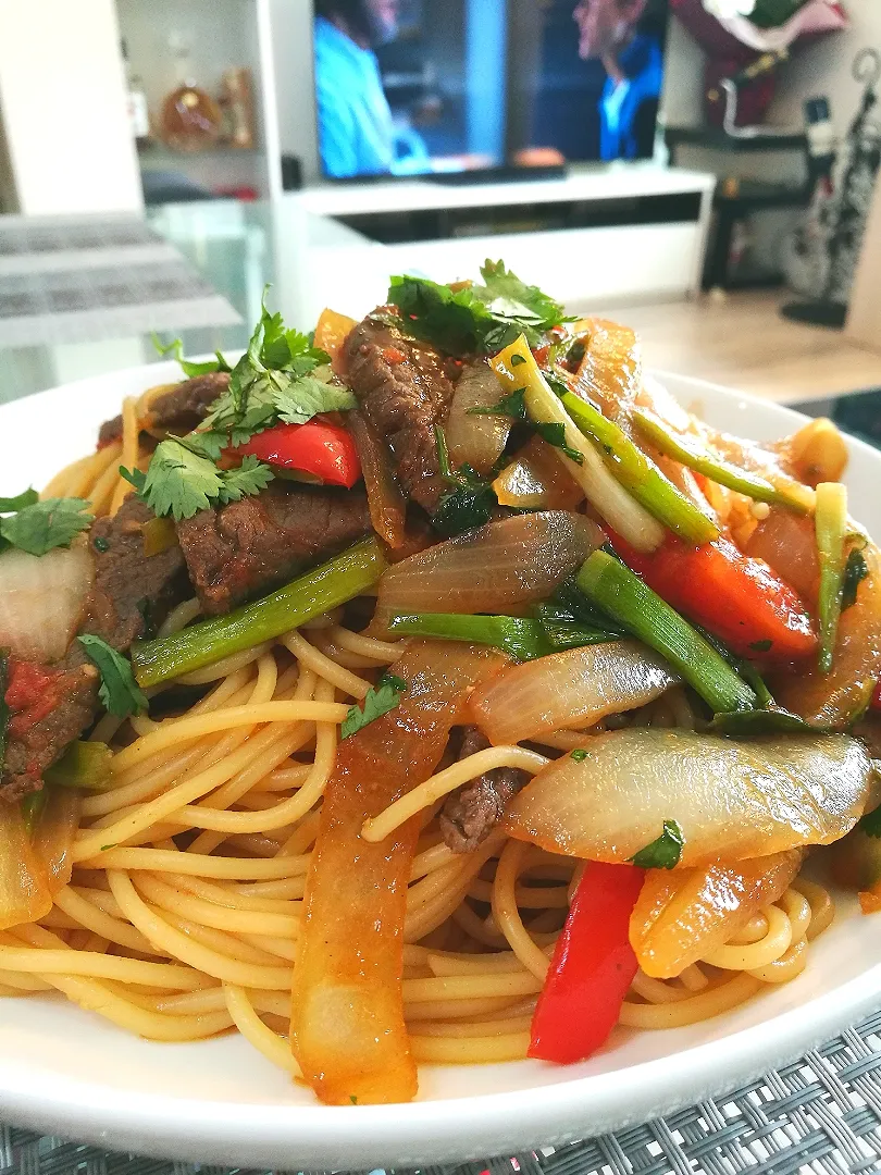 Tallarin Saltado de carne - Perú|Juan Yabikuさん