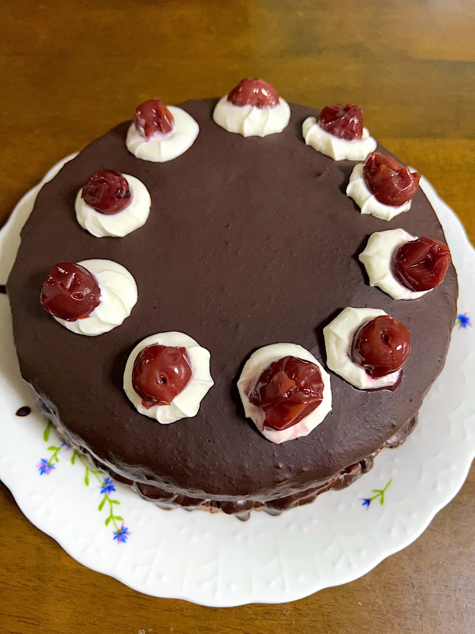 Schwarzwälder Kirschtorte🍒|aястасияさん