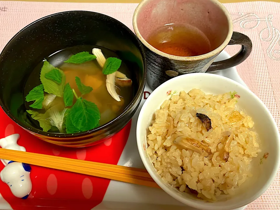 松茸のお吸い物&松茸ご飯♪…晩ごはん~(^^)❤︎|いつくしみちゃんさん