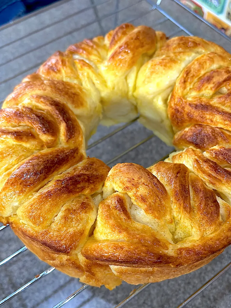 シュガーバターリングパンの焼き上がり|ひろりんさん