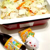 Snapdishの料理写真:鶏肉と豚肉と野菜の蒸し鍋|もりさん