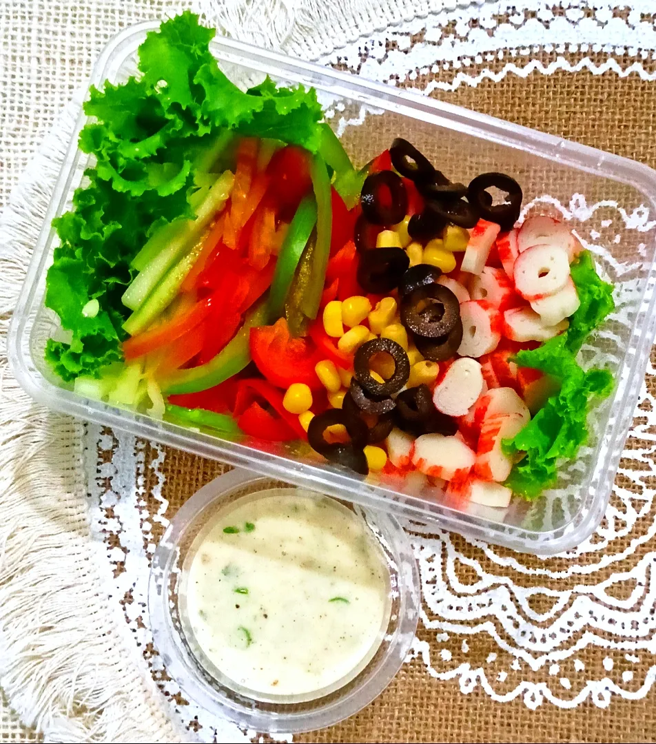 Crab meat salad 
delivery done|Happy Green Bowlさん