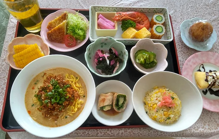 友達ランチ会！
担々麺
チャーハン
玉子焼き
その他・・・|よもむぎさん