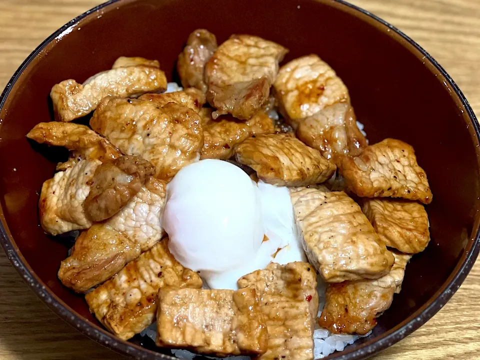 Snapdishの料理写真:☆豚丼|まぁたんさん