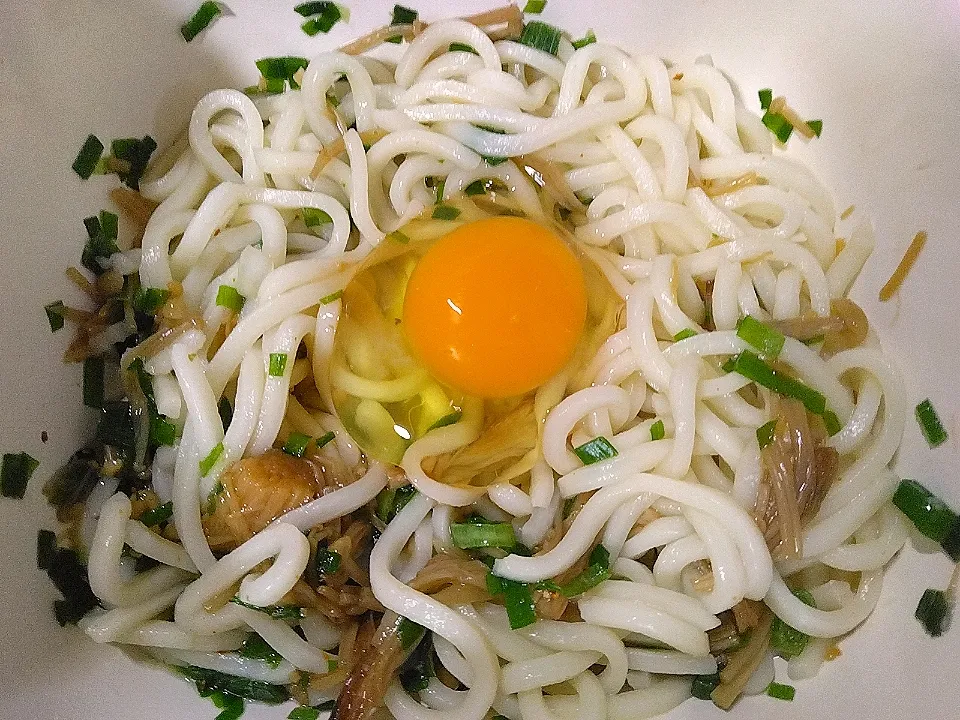 なめ茸入り釜玉風うどん|darkbaronさん