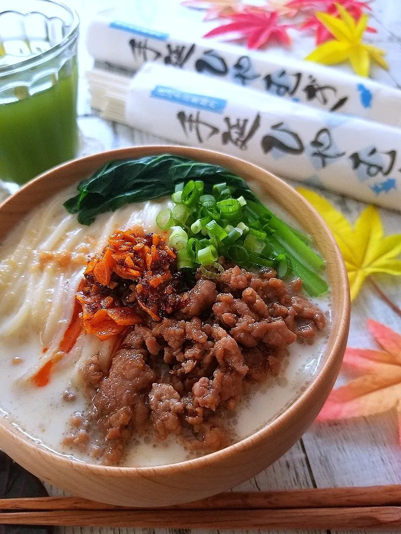 Snapdishの料理写真:ピーナッツバター入り豆乳担々麺|sugar beansさん