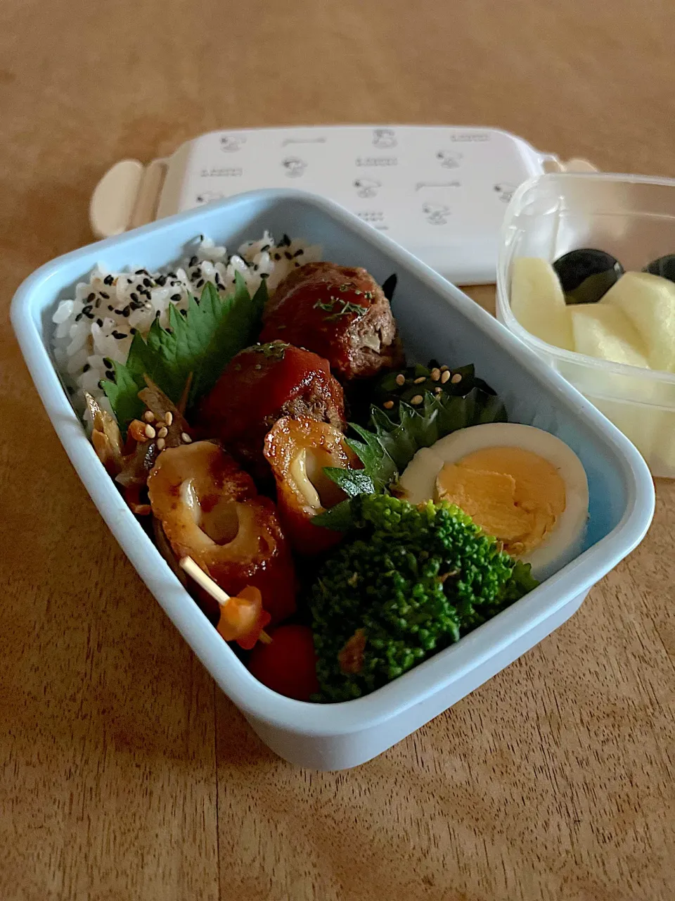 Snapdishの料理写真:ミートボール弁当|Sakikoさん