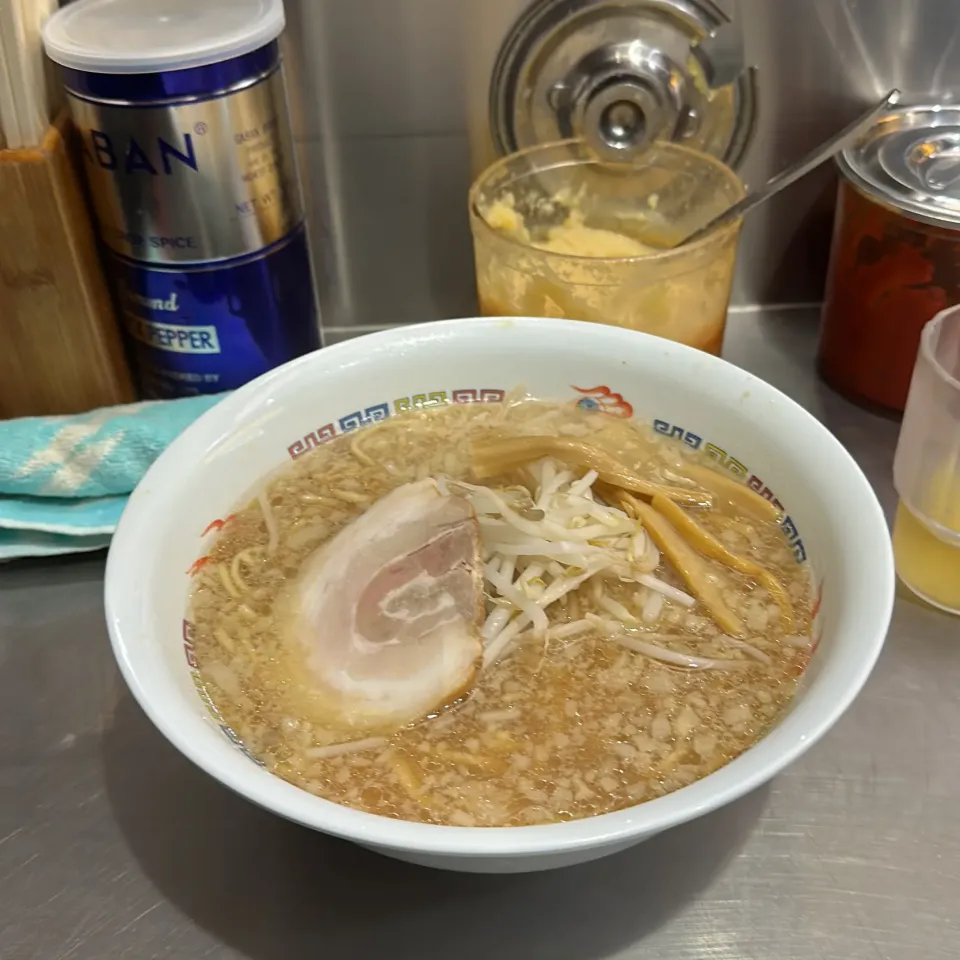 ＃朝ラー　です　＃夜勤明け　で　＃ラーメン　喰らう　＃ホープ軒|Hajime Sakaiさん