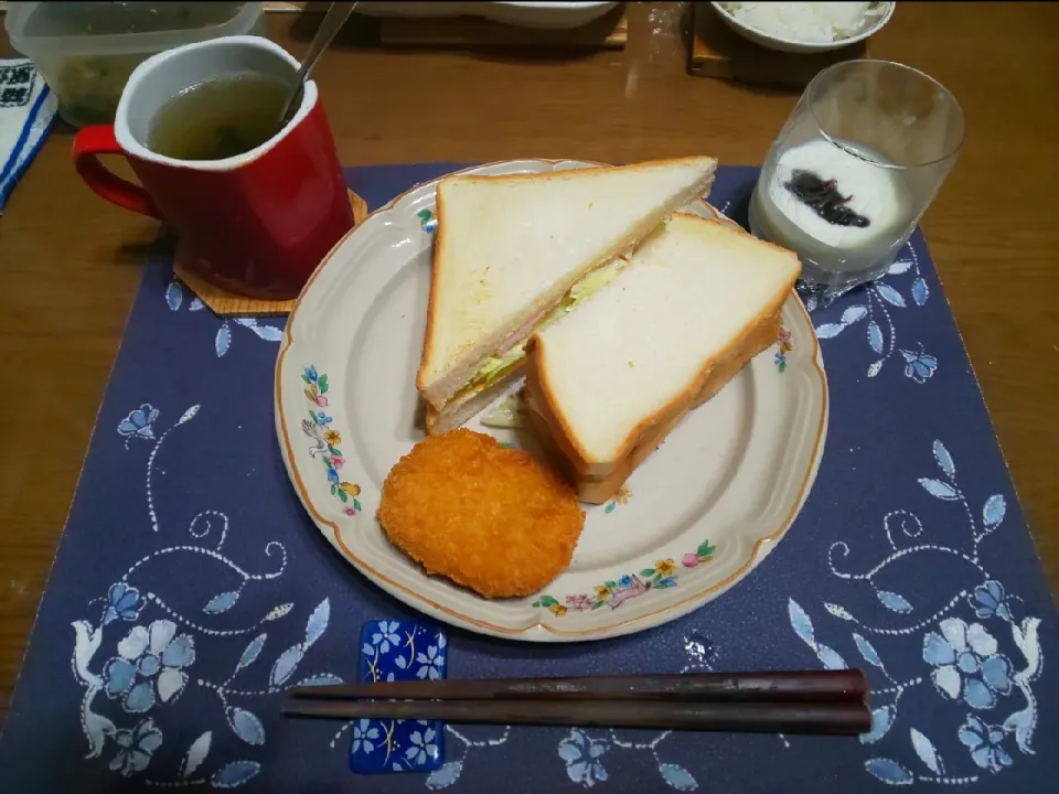 サンドイッチ(昼飯)|enarinさん