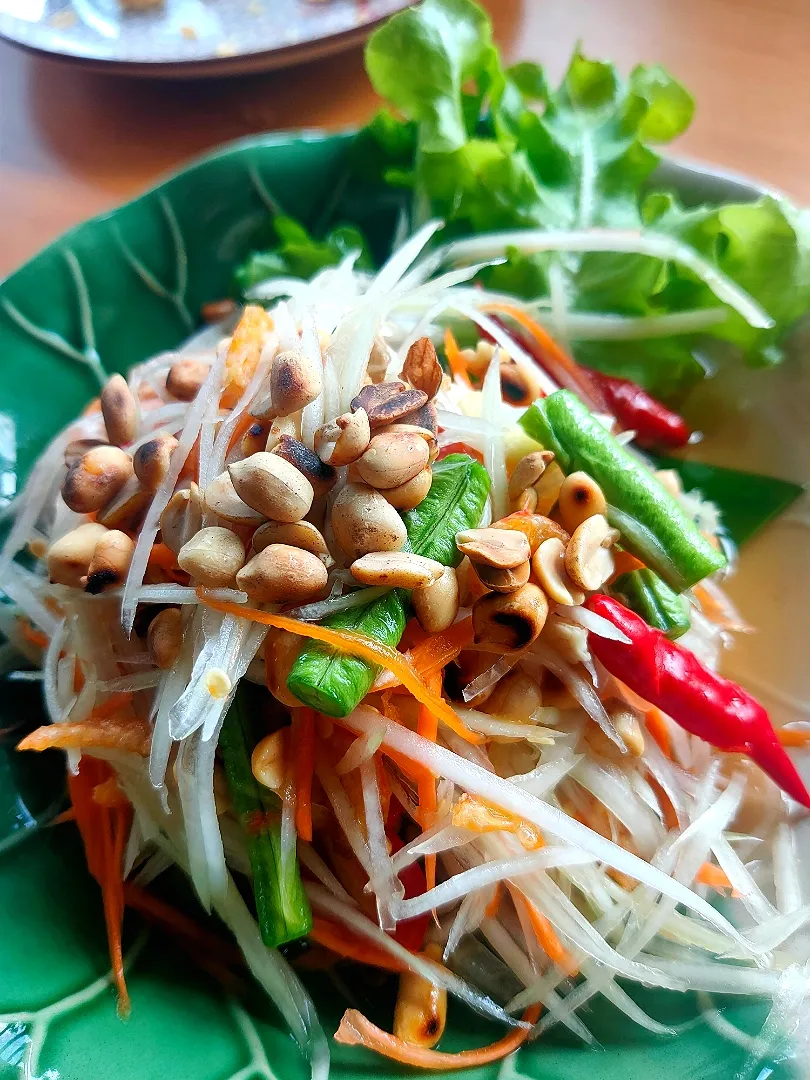 Papaya salad.|katang23さん