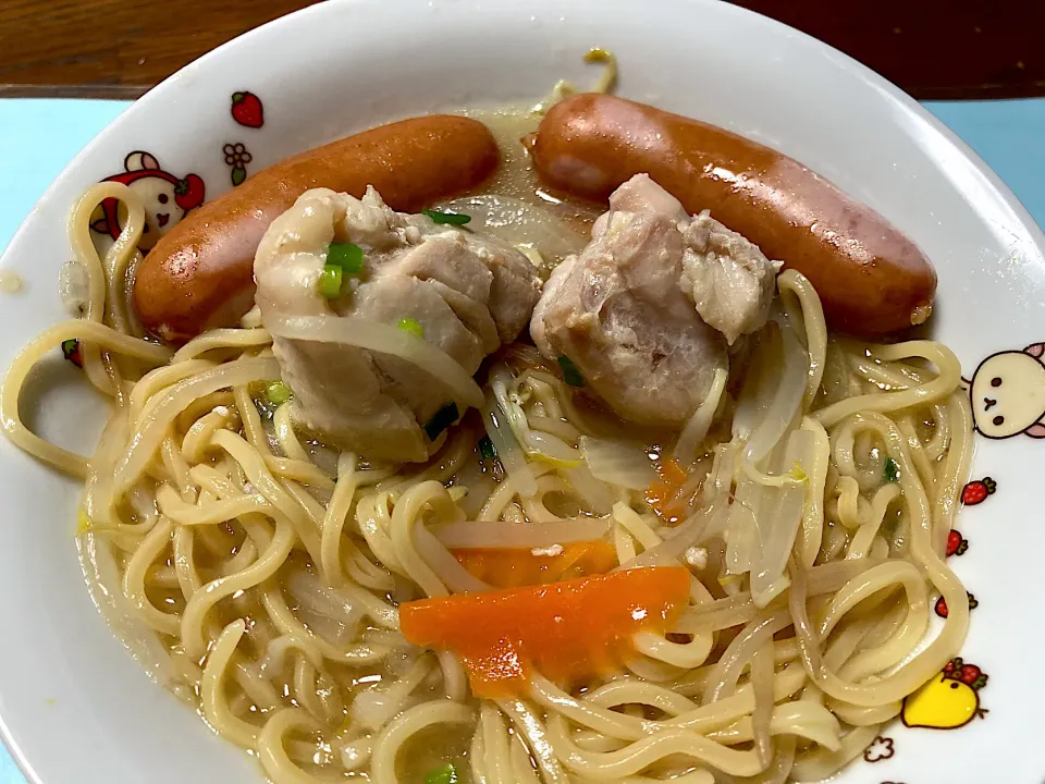 煮込みラーメン|はっちぃさん