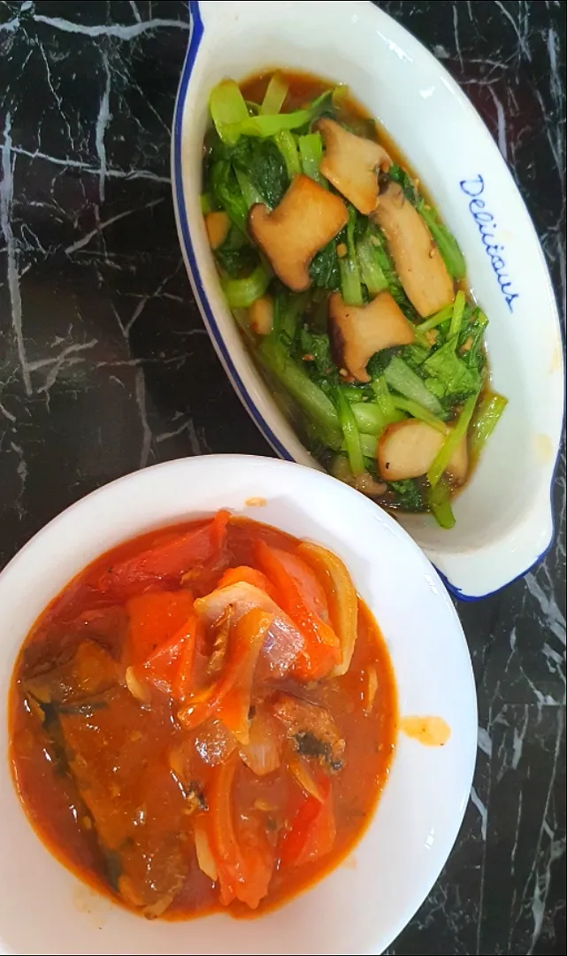 Sardines + mini oyster mushroom chye sim stirfry
😋💕👍 with rice|🌷lynnlicious🌷さん