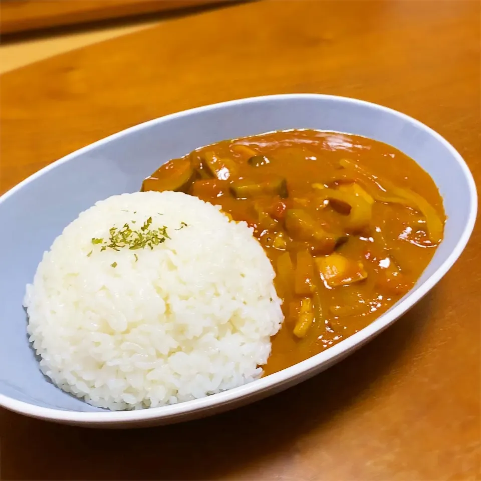 トマト缶で簡単🎶トマトカレー☆|🌺🍍しぃちゃん(・ω・)🍍🌺さん