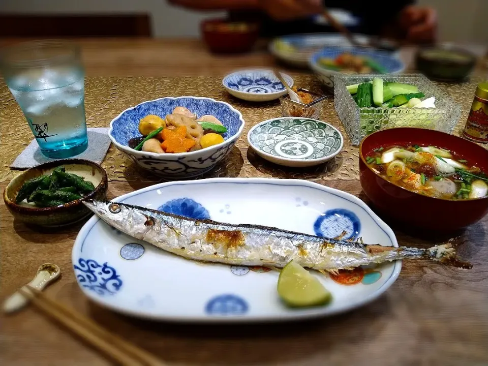 初秋刀魚と初味噌の食卓|古尾谷りかこさん