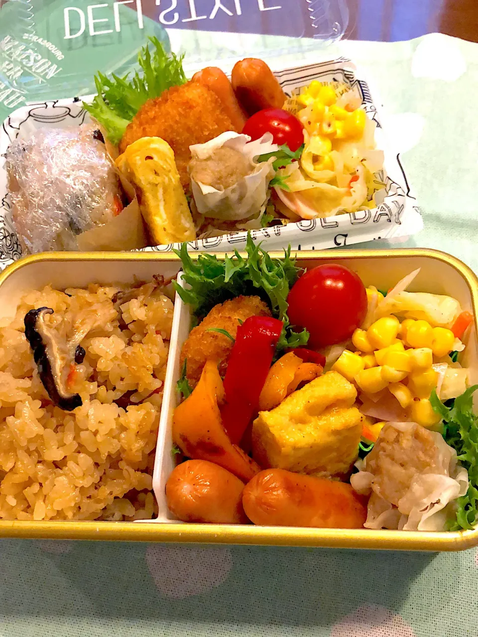 2022.10.7  ＊今日のお弁当＊きのこの炊き込みご飯＊|rinrin*mama*さん