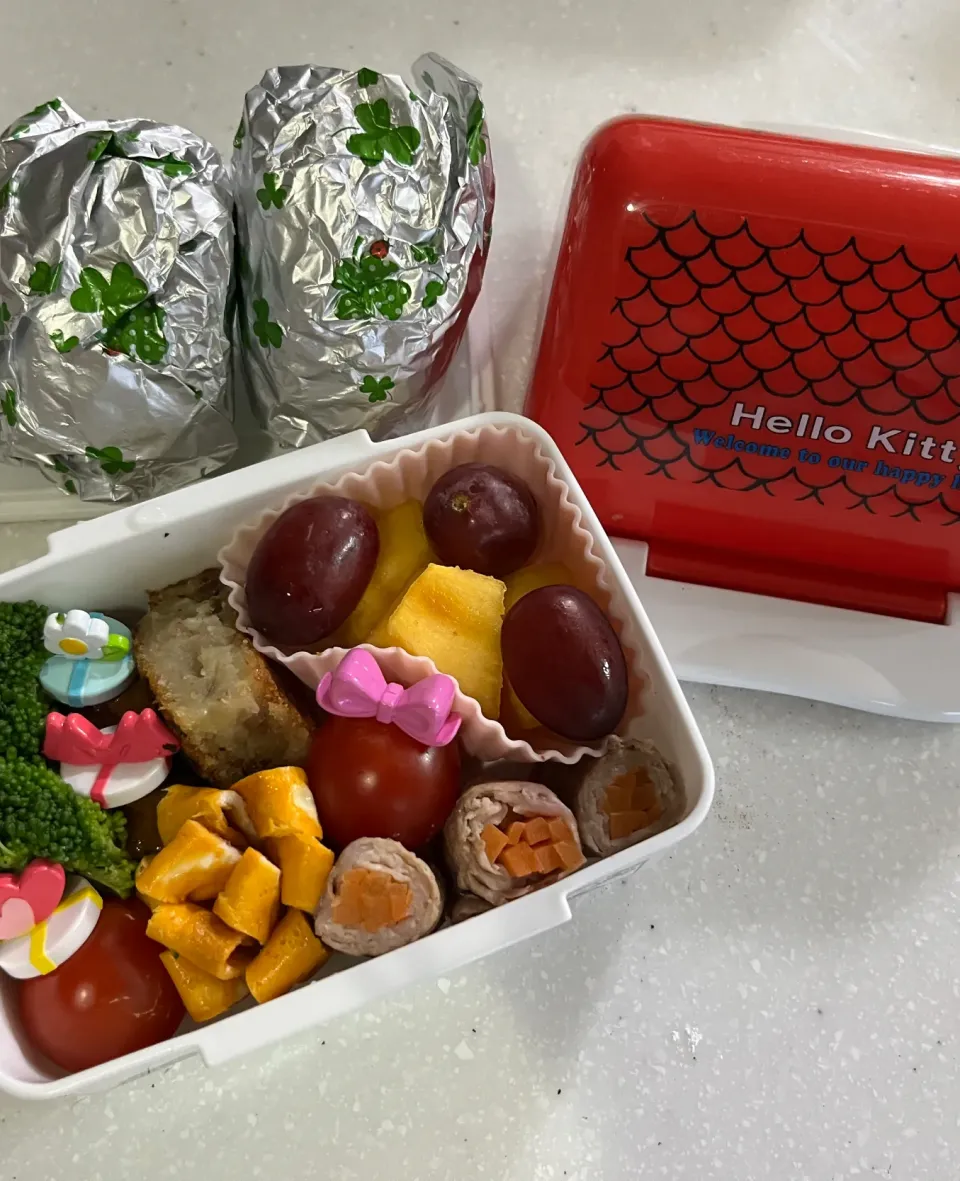 Snapdishの料理写真:ゆかこ　遠足お弁当|こんゆさん