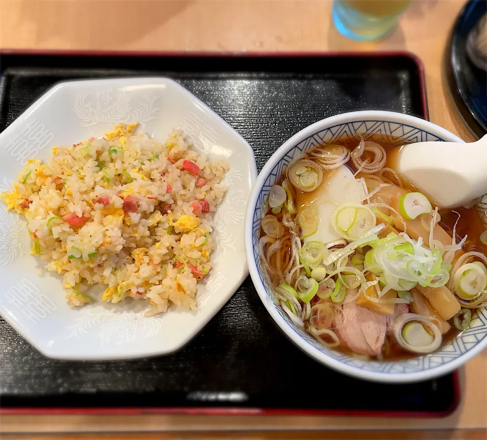 半炒飯ラーメン@新川大勝軒|morimi32さん