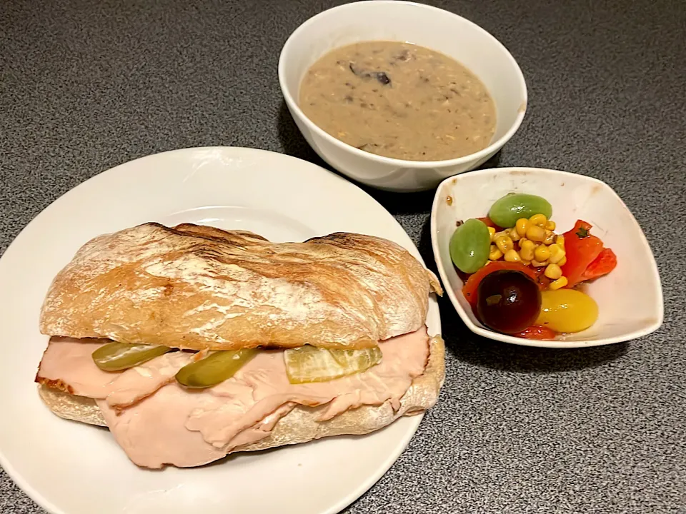 Gourmet Turkey Breast Ciabatta. Cream of Mushroom Soup. トマトサラダ|270w178bさん