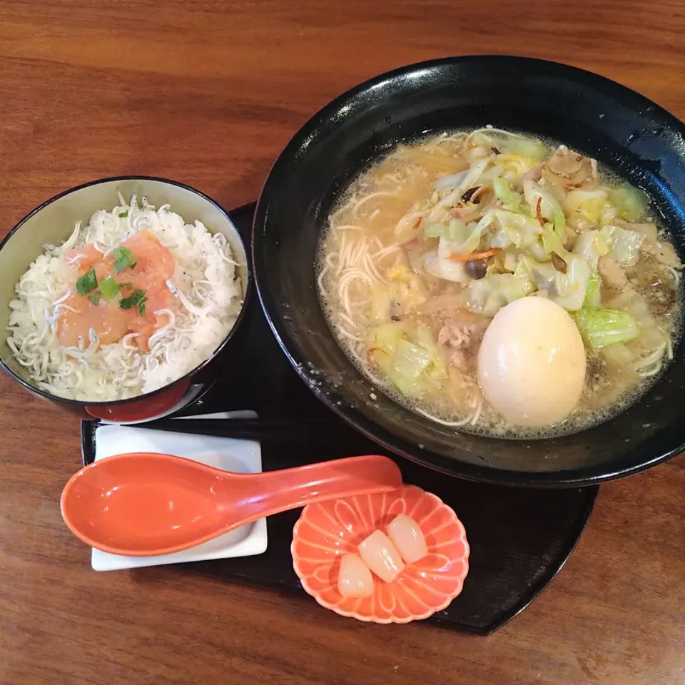 博多だるまラーメンと山盛り明太シラスご飯|Jay20170327さん