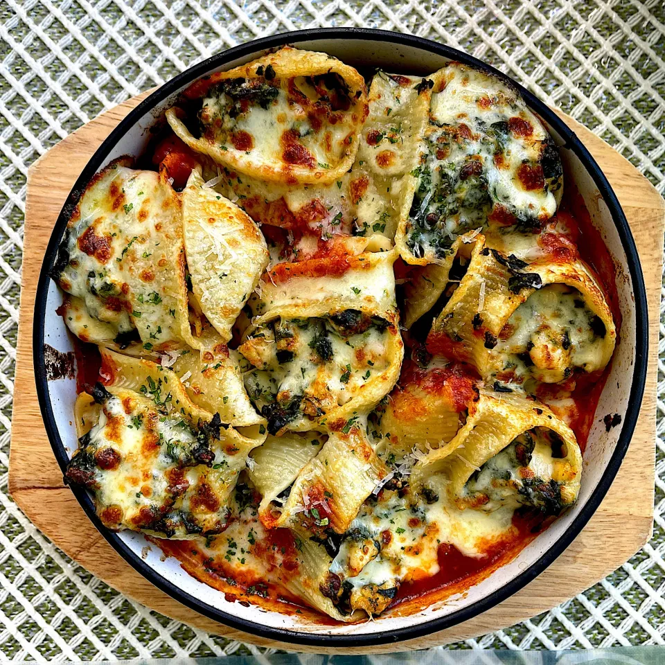 Conchiglioni Tomato and Spinach with river prawns|Kent 1さん