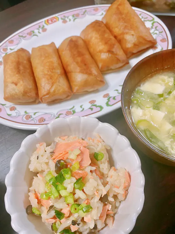 鮭ときのこの炊き込みご飯🍄|ゆんこさん