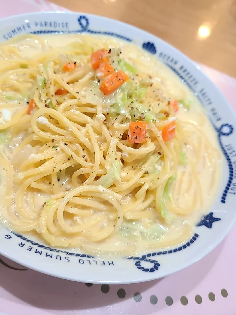 前日のスープをリメイクしてクリームパスタ😋|みぽりん♪さん