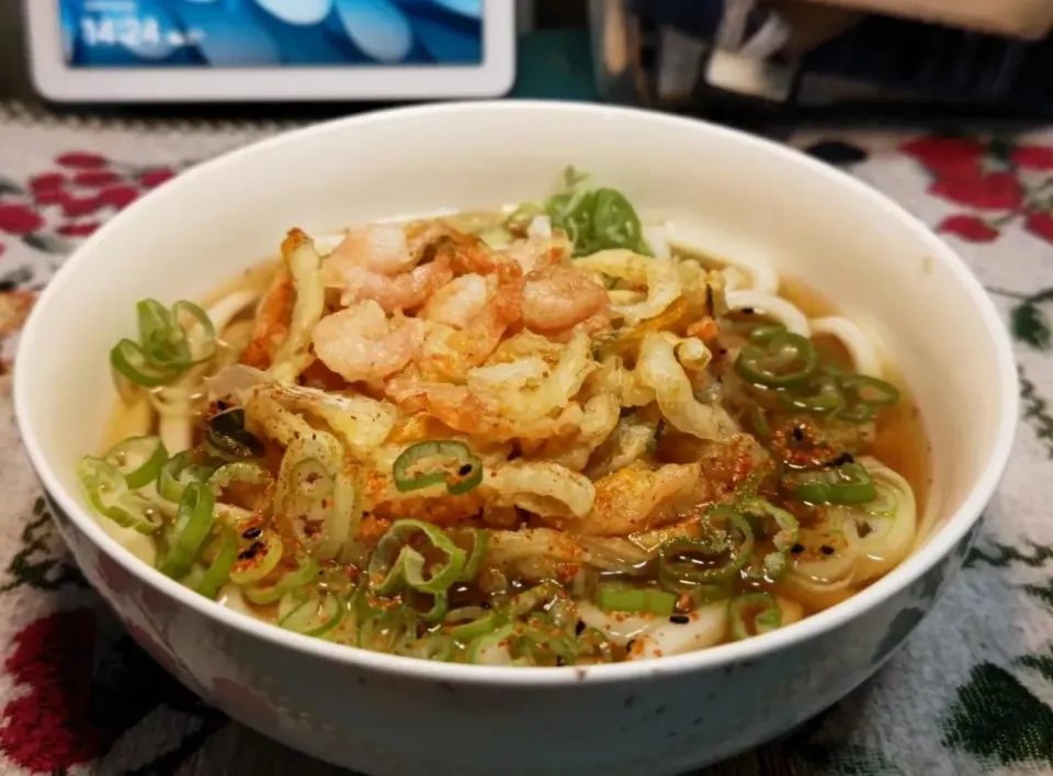 Snapdishの料理写真:昼食はうどん。|Katsuraさん