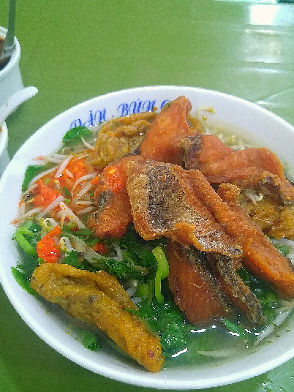 Snapdishの料理写真:Fried fish noodles|Huyền Mỹさん