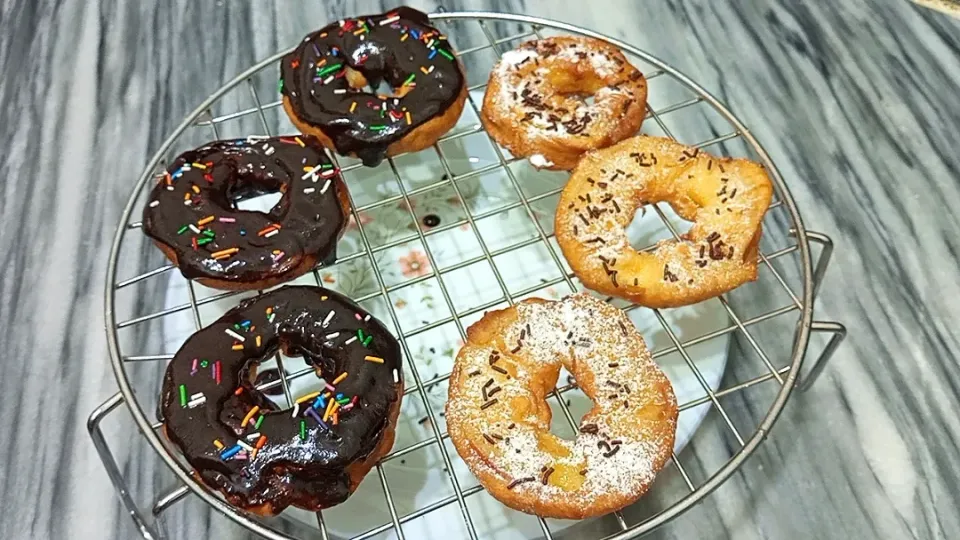 apple donuts|Noor Food Recipesさん