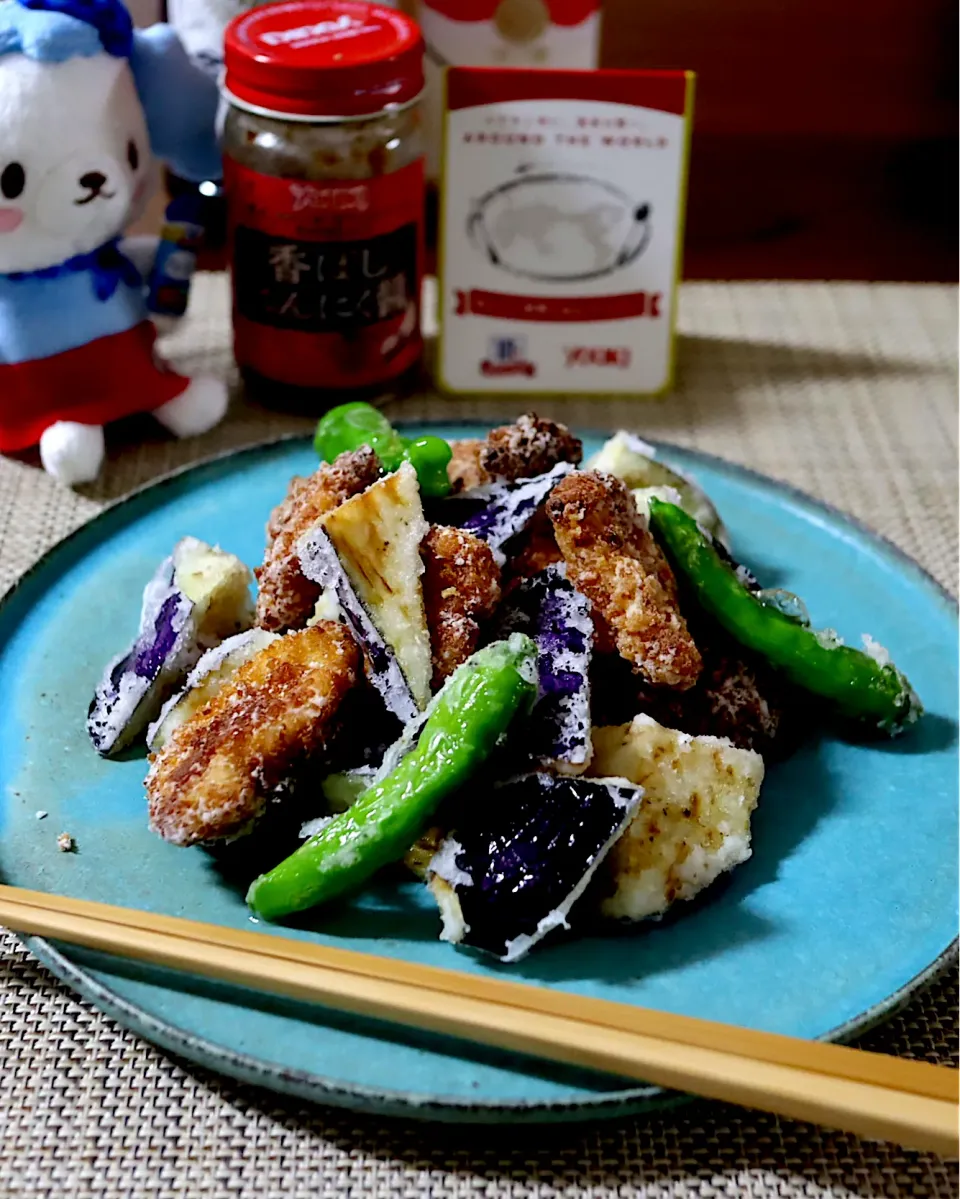 香ばしにんにく醬鷄排と椒塩茄子|かおるさん