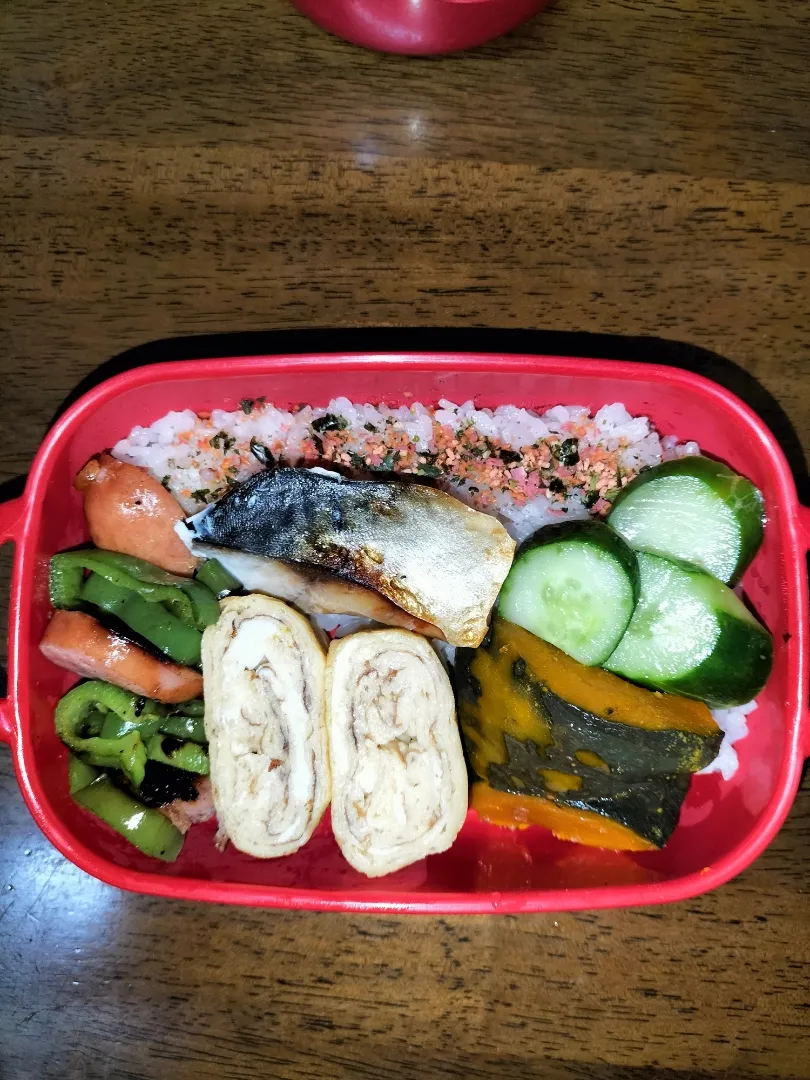 Snapdishの料理写真:私弁当🍱
　塩さば〜😄|miimiさん