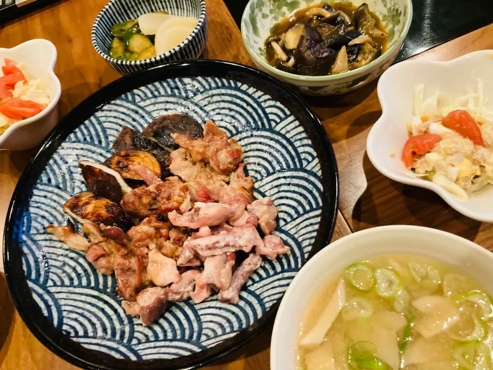 Snapdishの料理写真:20221000🍛我が家のよるごはん🍗|akiyo22さん