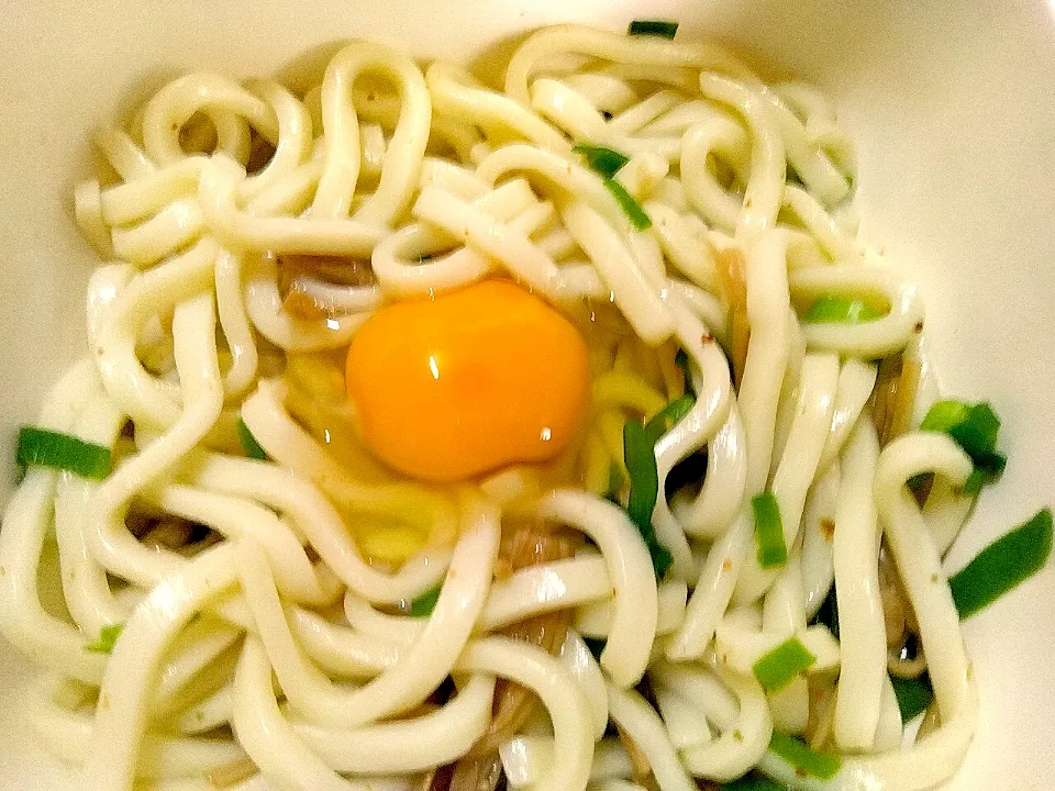 なめ茸入り釜玉風うどん|darkbaronさん