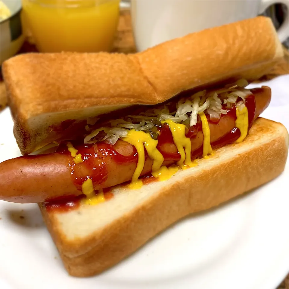 食パンでなんちゃってホットドッグ🌭|にょんにいさん