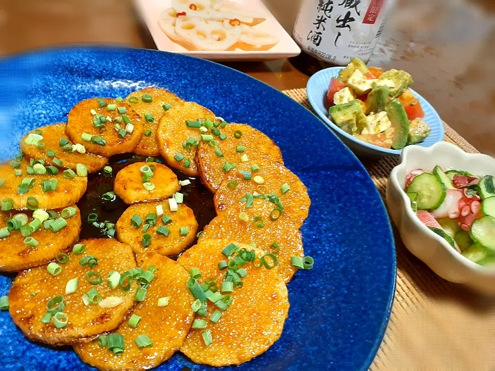 長芋のうまかばい絡め
酢ダコ🐙
アボカドトマト🍅|びせんさん