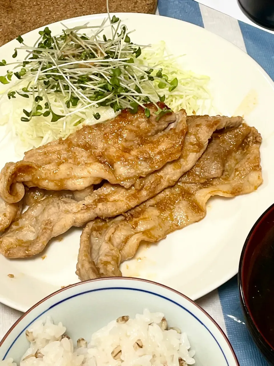 生姜焼き定食|カピバラおやじさん