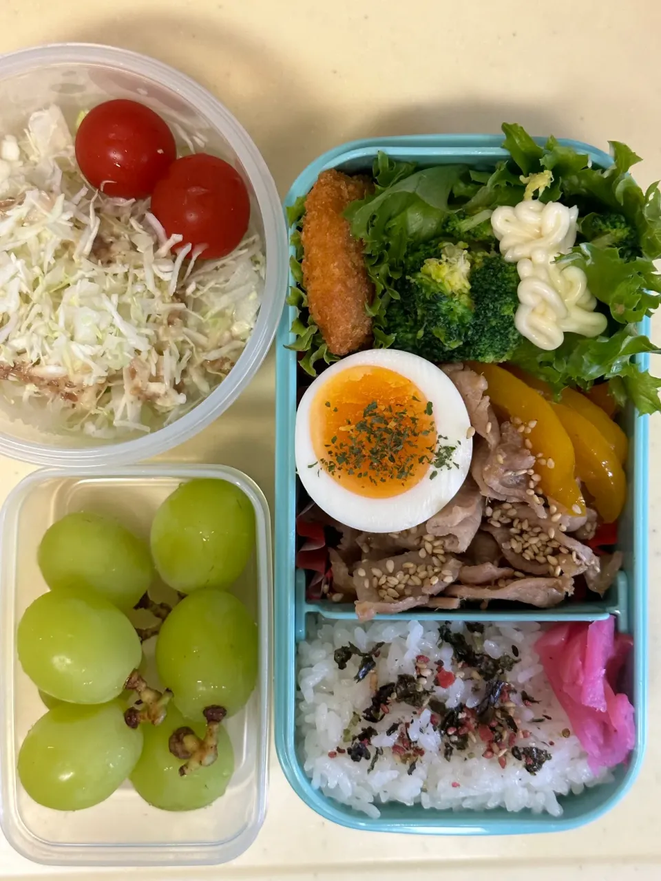 Snapdishの料理写真:生姜焼き お弁当|かずきゅうさん