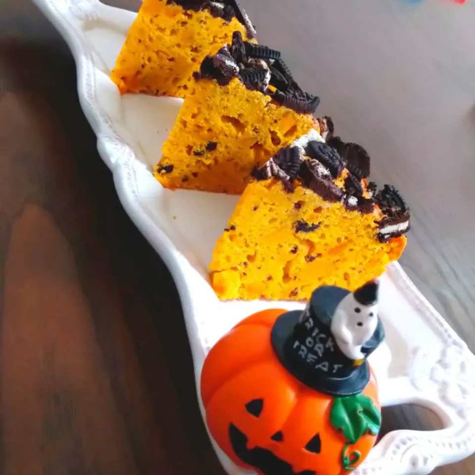 カボチャとオレオクッキーのケーキ🎃|じょうさん