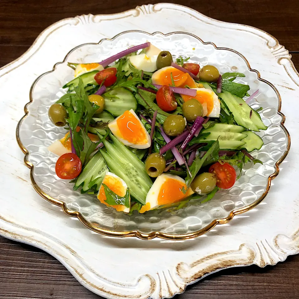 紫水菜ゆで卵サラダ🥗|henryさん