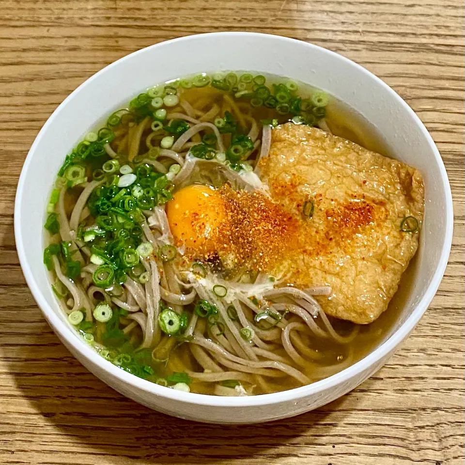 乾麺を茹で月見蕎麦de昼ごはん・・|ばくあんしゃさん